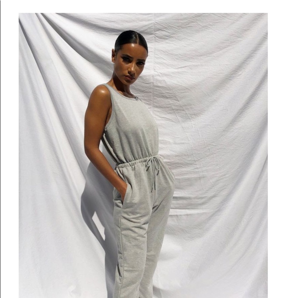 Gray jumpsuit 🤍